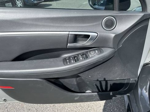 Used 2022 Hyundai Sonata SEL FWD image 15