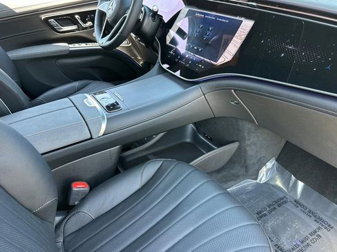 New 2026 Mercedes-Benz EQS 400 4MATIC SUV image 28