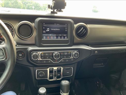Used 2020 Jeep Wrangler Unlimited Sport AWD/4WD image 15