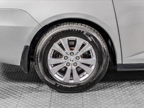 Used 2016 Honda Odyssey EX-L image 36