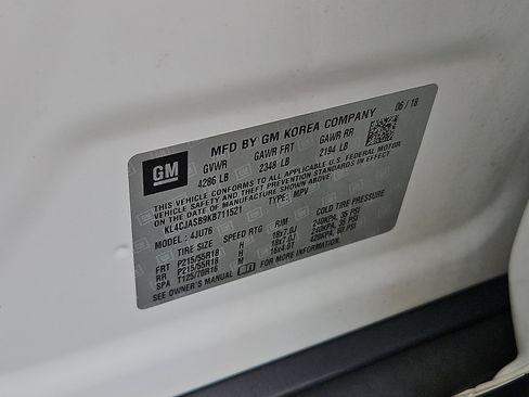 Certified 2019 Buick Encore Preferred FWD image 26
