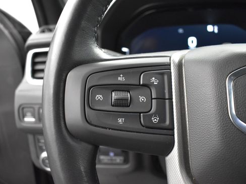 Used 2023 GMC Yukon XL Denali w/ Denali Reserve Package image 9