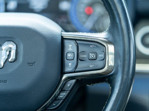 Used 2019 RAM 1500 Limited AWD/4WD image 22