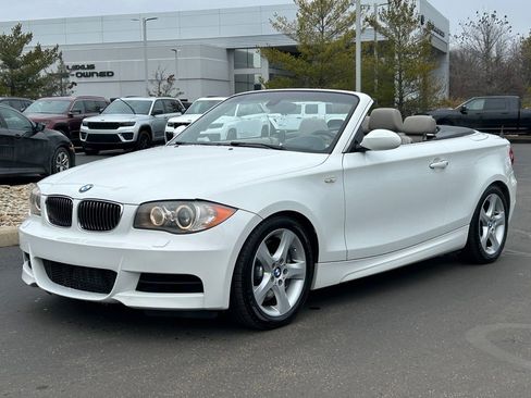 Used 2008 BMW 135i Convertible image 9