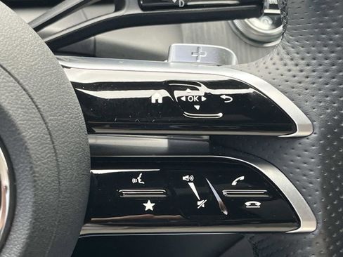 Certified 2024 Mercedes-Benz GLC 300 4MATIC image 28