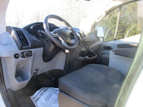 Used 2019 Ford Transit 150 130 Low Roof image 32