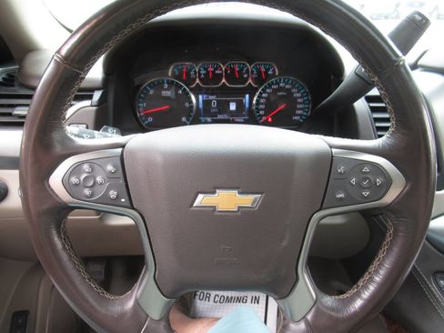 Used 2018 Chevrolet Tahoe Premier AWD/4WD image 31