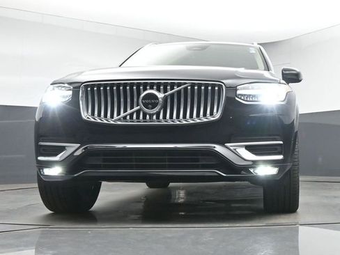Used 2024 Volvo XC90 B6 Ultimate w/ Lounge Package AWD/4WD image 12
