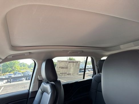 New 2025 Lincoln Aviator Premiere image 12