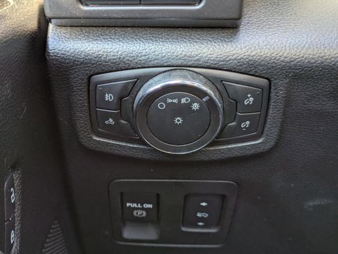 Used 2018 Ford F150 XLT w/ Equipment Group 302A Luxury image 22