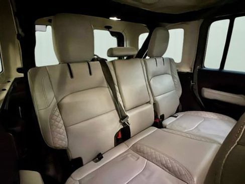 Used 2022 Jeep Wrangler Unlimited Sahara image 23