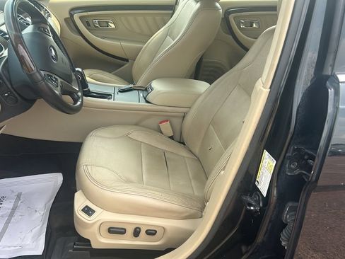 Used 2015 Ford Taurus Limited FWD image 9