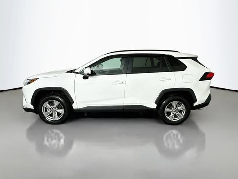 Used 2023 Toyota RAV4 XLE w/ Convenience Package AWD/4WD image 4
