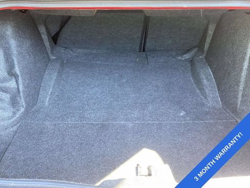 Used 2017 Dodge Challenger SXT RWD image 10