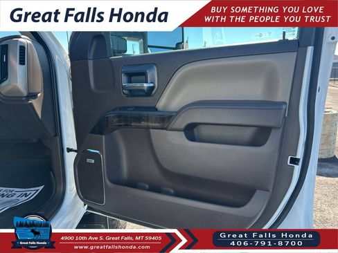 Used 2016 GMC Sierra 2500 Denali w/ Driver Alert Package AWD/4WD image 28