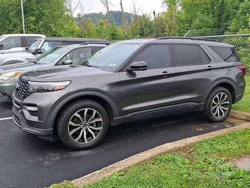 Certified 2020 Ford Explorer ST w/ Premium Technology Package AWD/4WD image 9
