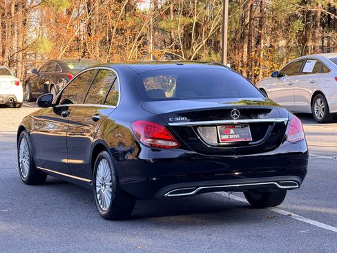 Used 2017 Mercedes-Benz C 300 Sedan image 6
