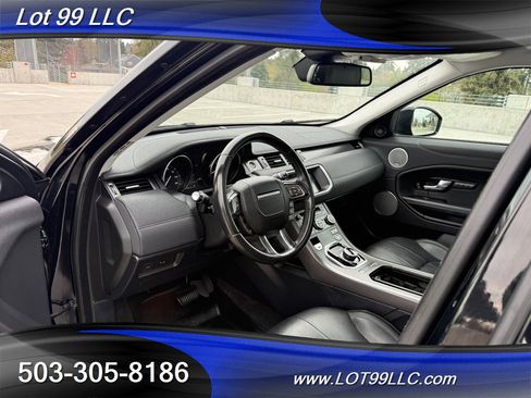 Used 2018 Land Rover Range Rover Evoque SE Premium image 34
