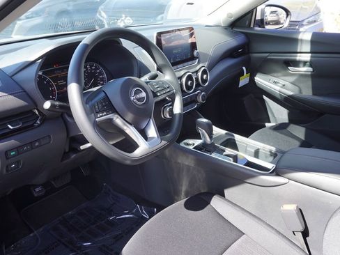 Certified 2025 Nissan Sentra SV image 16