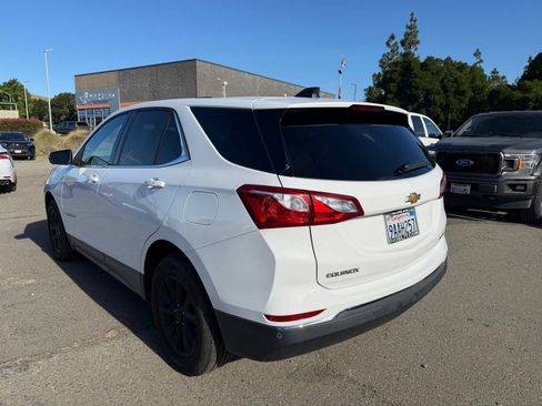 Used 2018 Chevrolet Equinox LT AWD/4WD image 3