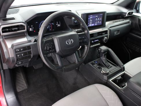 Used 2024 Toyota Tacoma SR5 AWD/4WD image 13