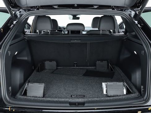 New 2026 Volkswagen Atlas Cross Sport SE image 29