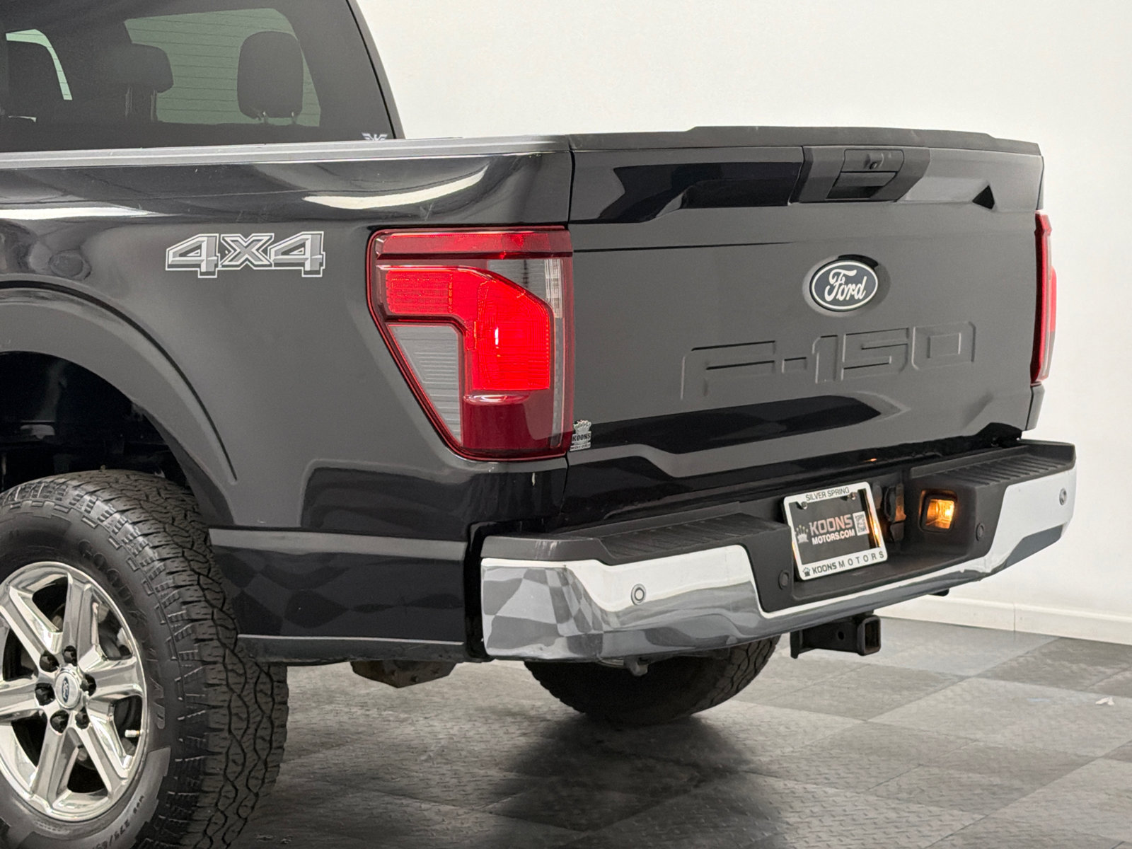 Used 2025 Ford F150 XLT w/ Equipment Group 301A Standard AWD/4WD image 7