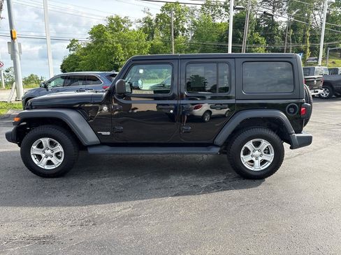 Used 2021 Jeep Wrangler Unlimited Sport AWD/4WD image 8