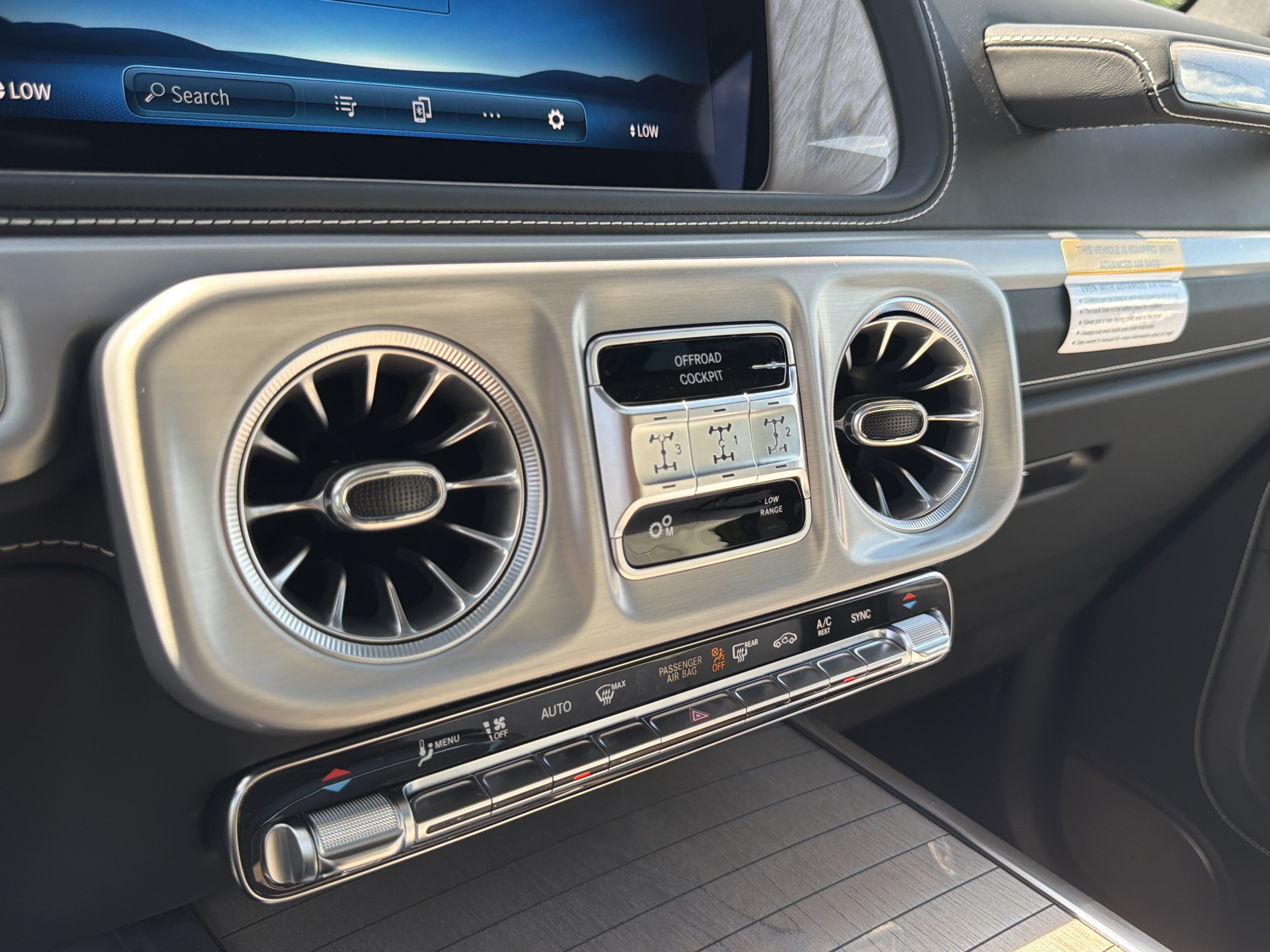 Used 2027 Mercedes-Benz G 63 AMG 4MATIC image 96