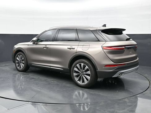 Used 2021 Lincoln Corsair Reserve w/ Equipment Group 201A AWD/4WD image 6