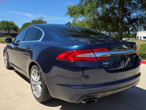 Used 2013 Jaguar XF RWD image 7