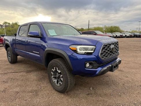 Used 2023 Toyota Tacoma TRD Off-Road AWD/4WD image 7