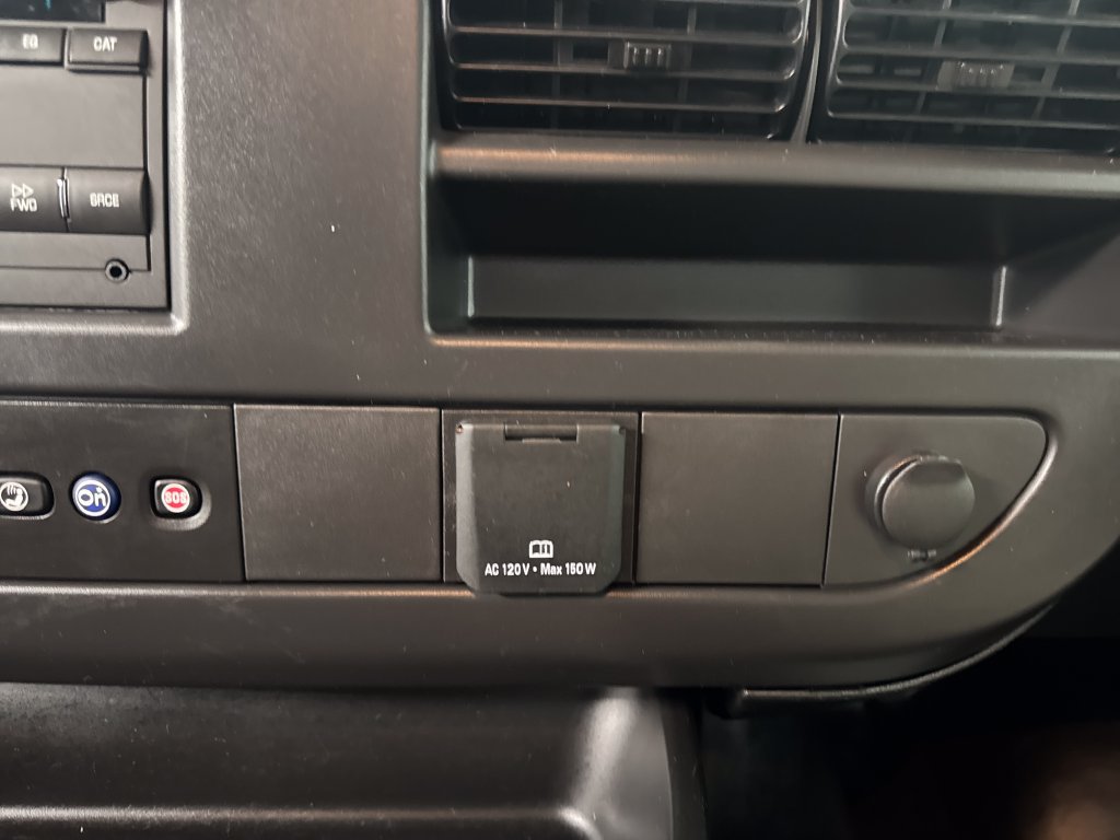 Used 2025 Chevrolet Express 2500 w/ Driver Convenience Package RWD image 37