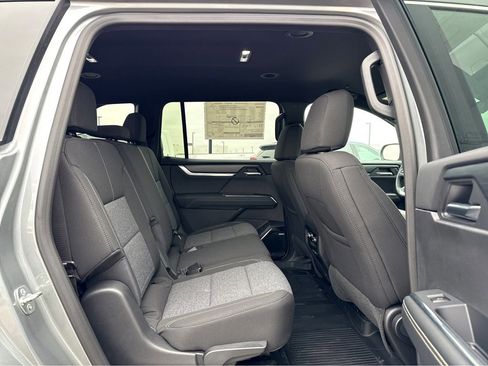 New 2026 GMC Acadia Elevation w/ LPO, Floor Liner Package image 6