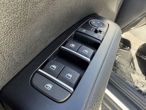 Certified 2025 Kia Soul LX image 13