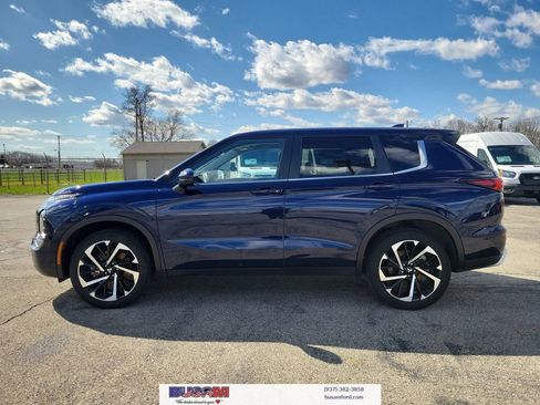 Used 2024 Mitsubishi Outlander AWD image 31