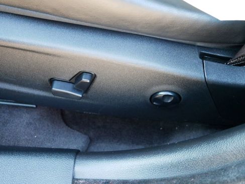 Used 2017 Chrysler 300 S w/ 300S Premium Group image 17