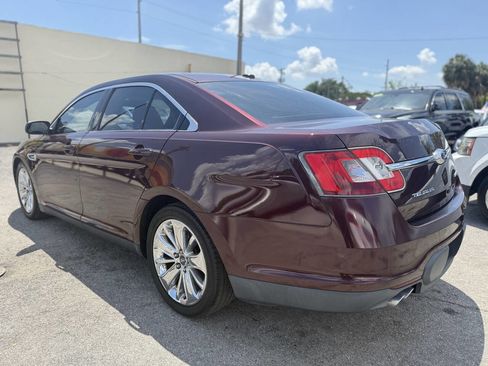 Used 2011 Ford Taurus Limited w/ 303A Rapid Spec Order Code FWD image 5