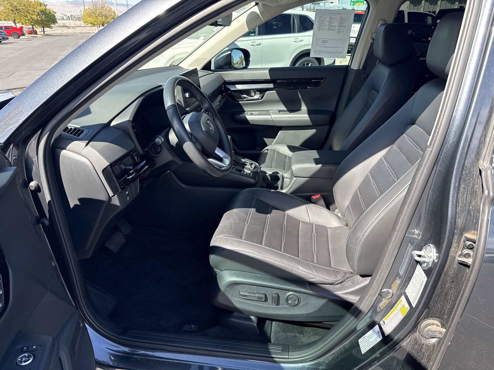 Used 2024 Honda CR-V EX-L image 13