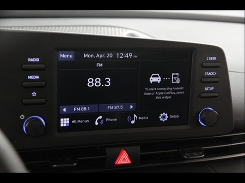 Certified 2025 Hyundai Elantra Sport FWD image 10