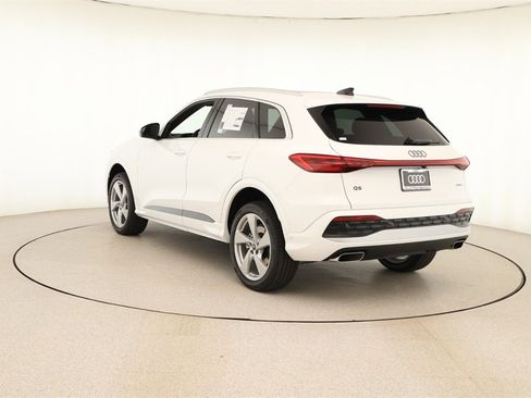 New 2025 Audi Q5 Premium Plus image 4