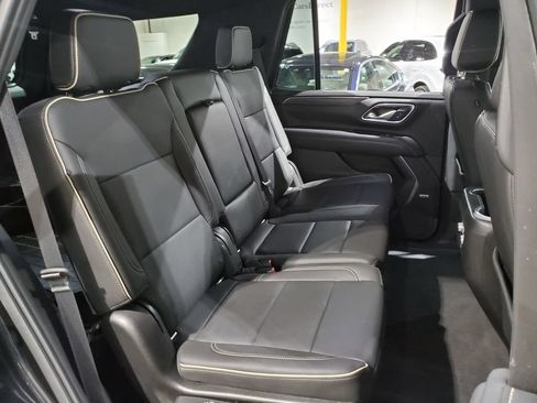 Used 2021 GMC Yukon SLT RWD image 19