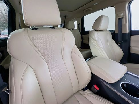 Used 2023 Acura MDX FWD w/ Technology Package image 30