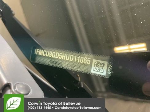 Used 2017 Ford Escape SE w/ SE Cold Weather Package image 31