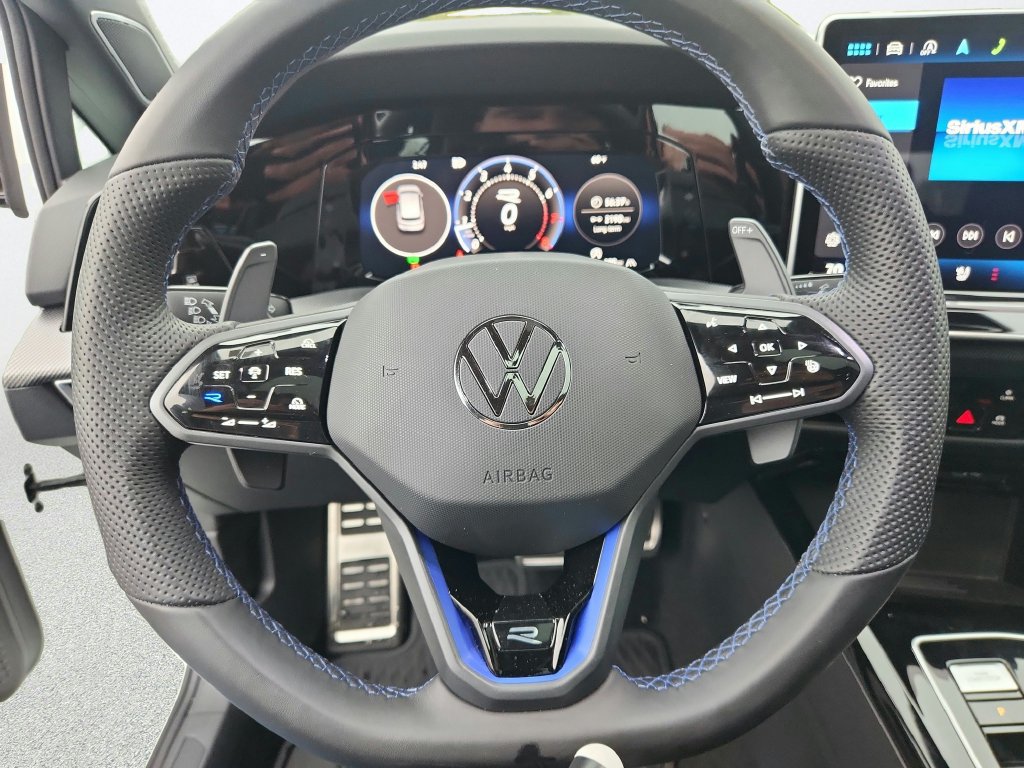 Used 2026 Volkswagen Golf AWD/4WD image 14
