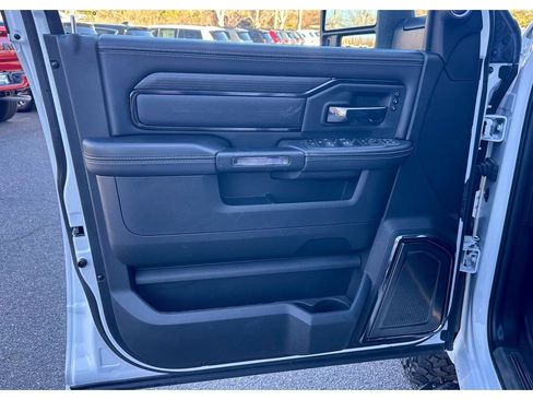 Used 2024 RAM 3500 Limited w/ Night Edition image 33