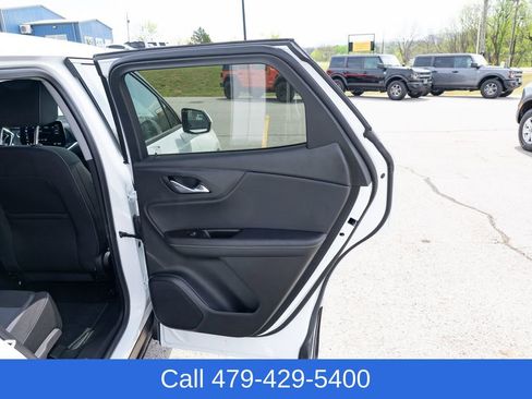 Used 2025 Chevrolet Blazer LT AWD/4WD image 15
