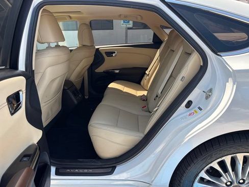 Used 2016 Toyota Avalon Limited FWD image 21