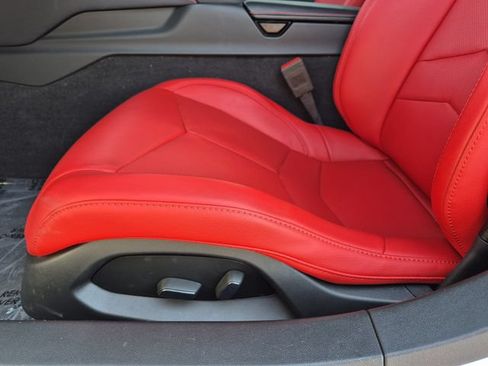 Used 2025 Chevrolet Corvette Stingray Coupe w/ 1LT RWD image 19