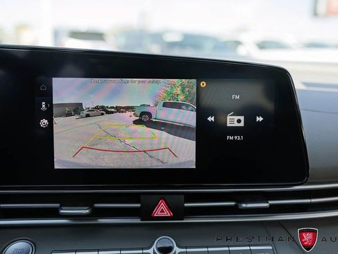 Used 2024 Hyundai Elantra SEL FWD image 23